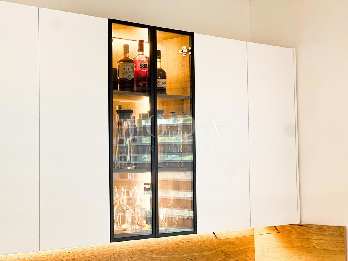 Edificio indipendente a Crikvenica con giardino e terrazza sul tetto