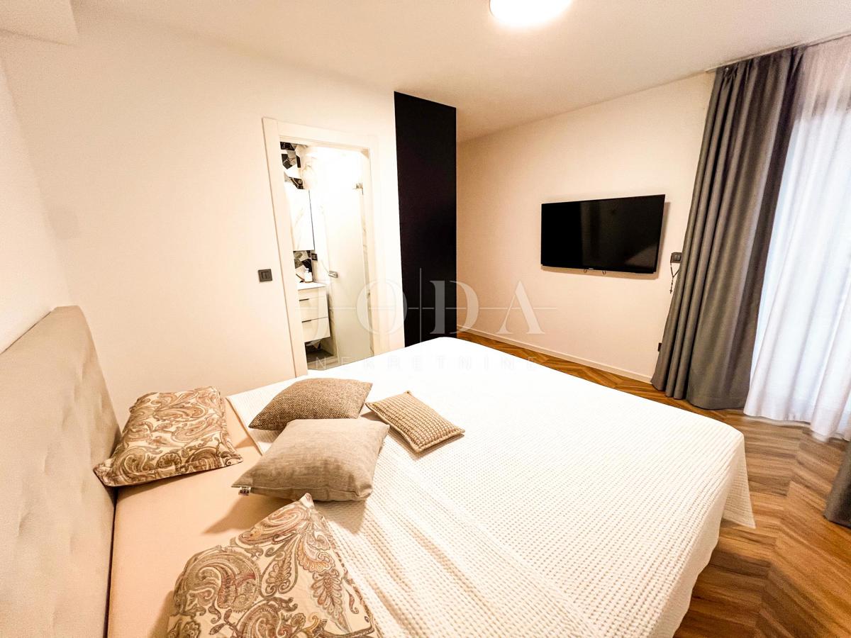 Edificio indipendente a Crikvenica con giardino e terrazza sul tetto