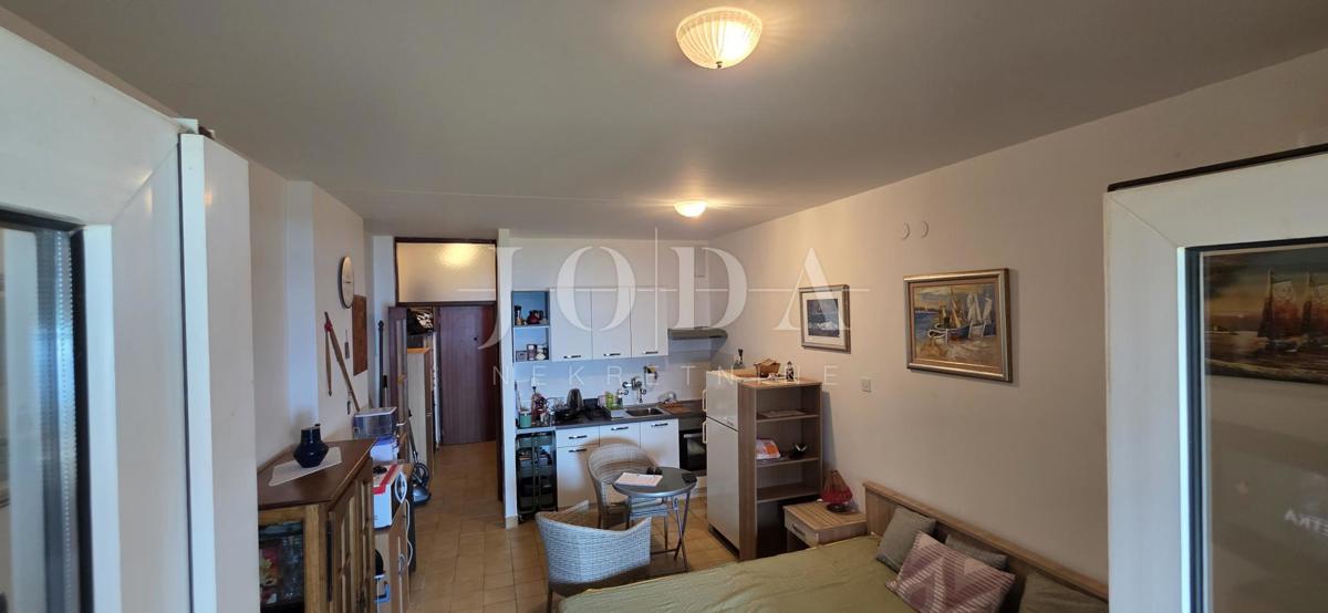 Monolocale con Vista Panoramica sul Mare – Novi Vinodolski