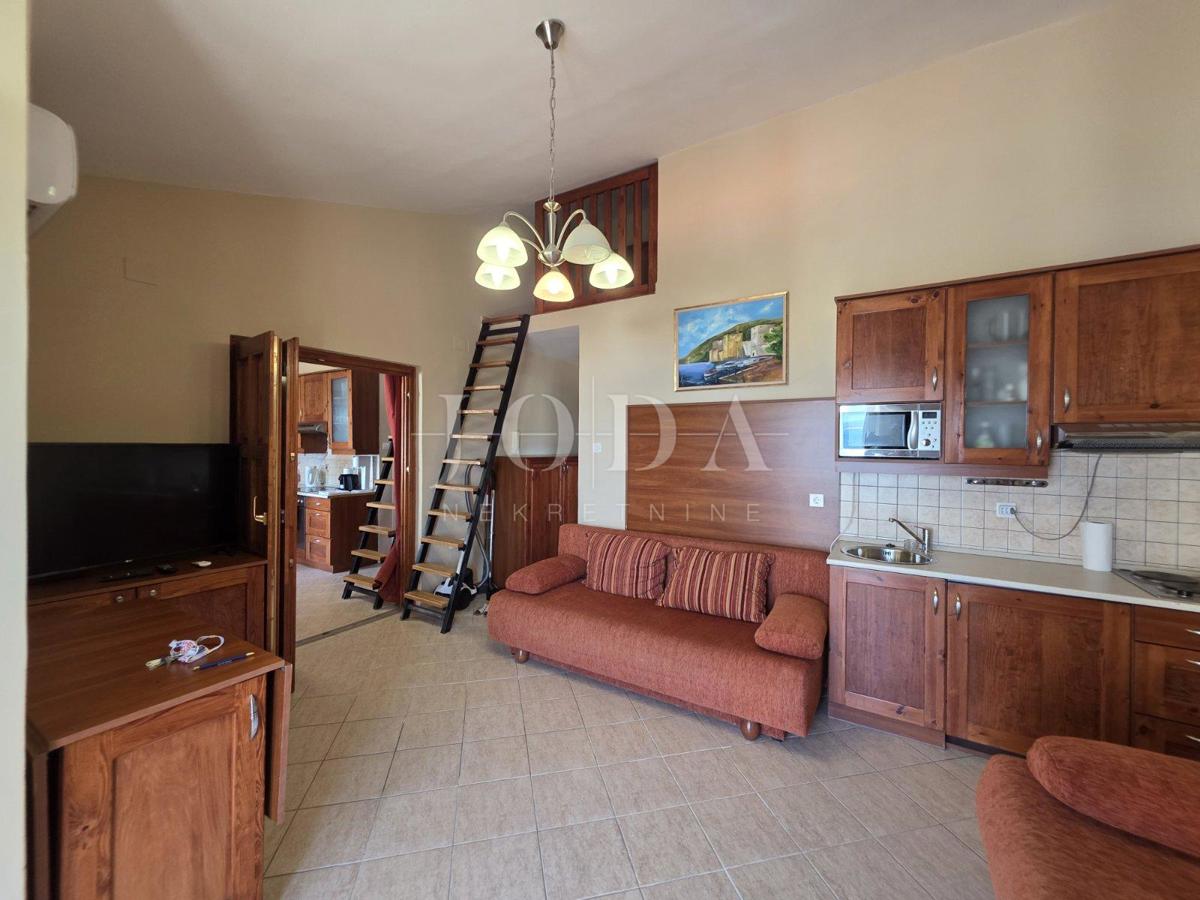 Klenovica, appartamento vicino al mare