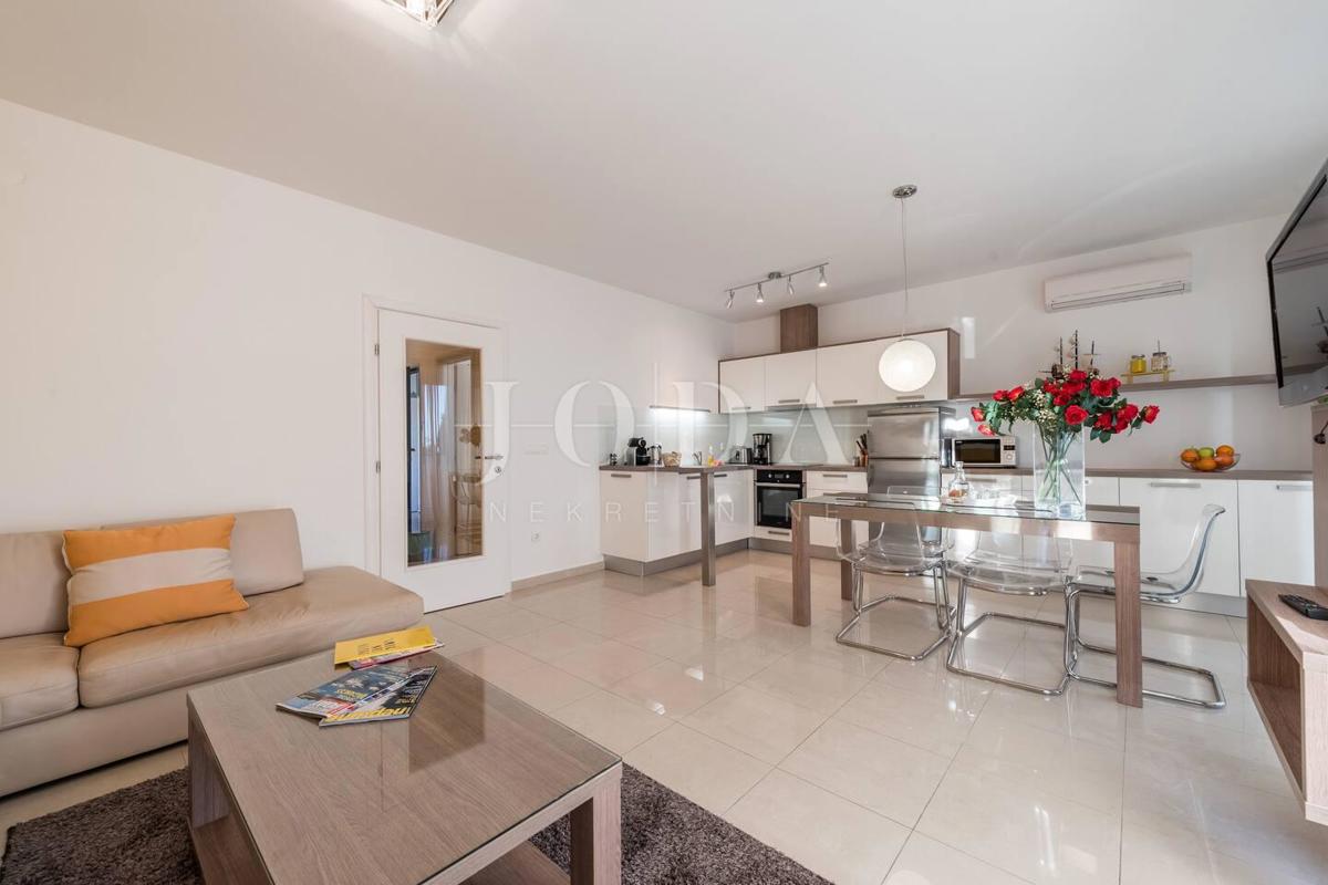 Allogio Novalja, 77,97m2