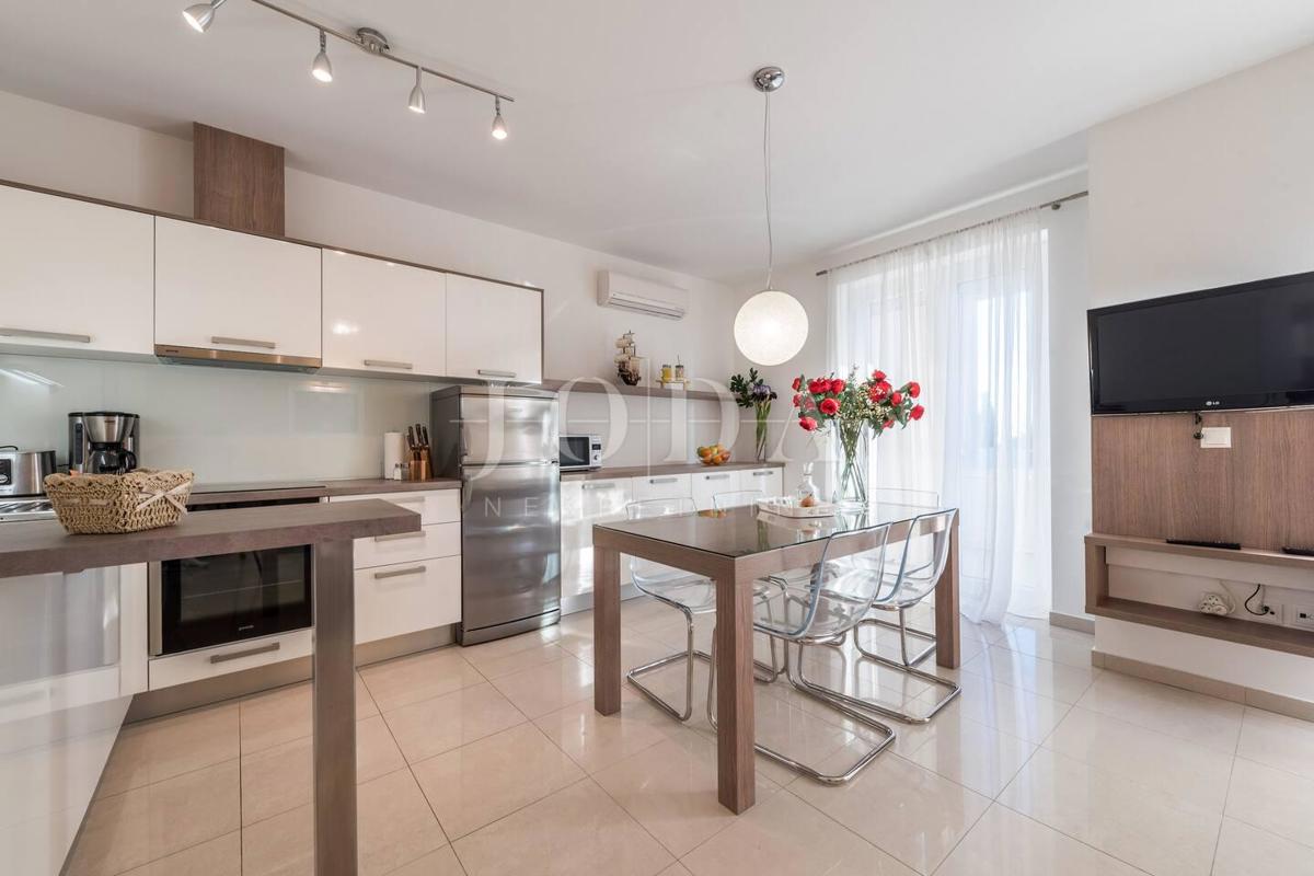 Allogio Novalja, 77,97m2