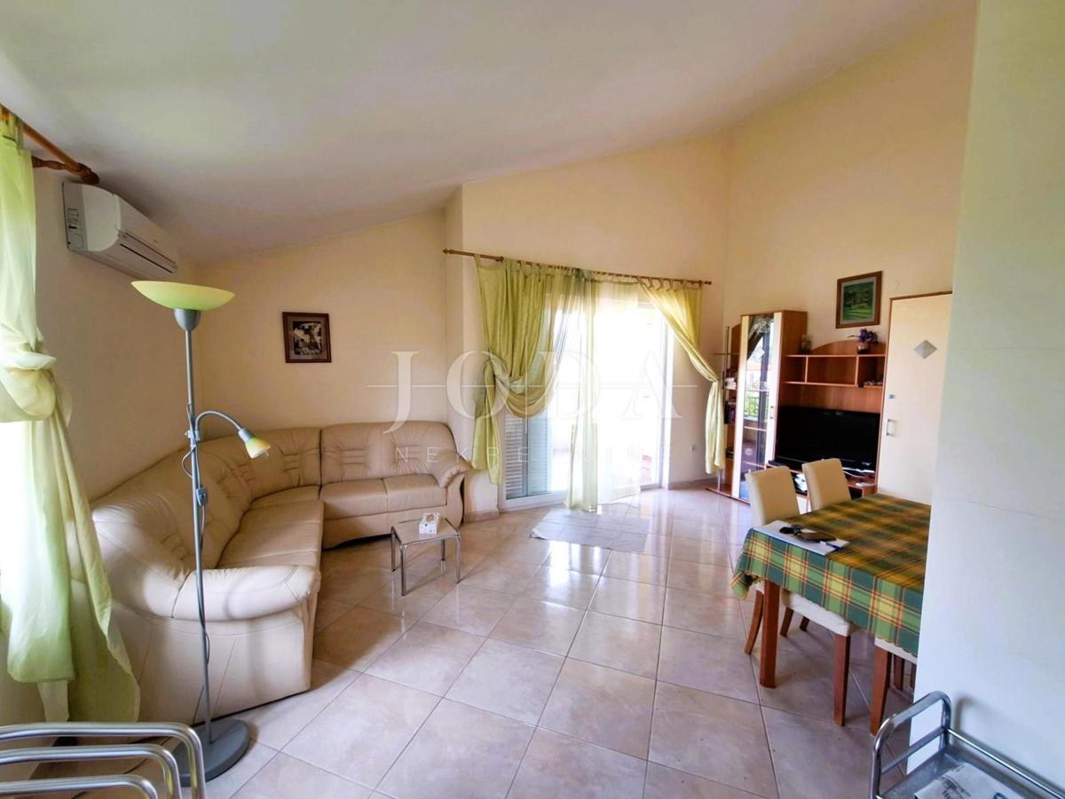 Klimno - spazioso appartamento con vista mare