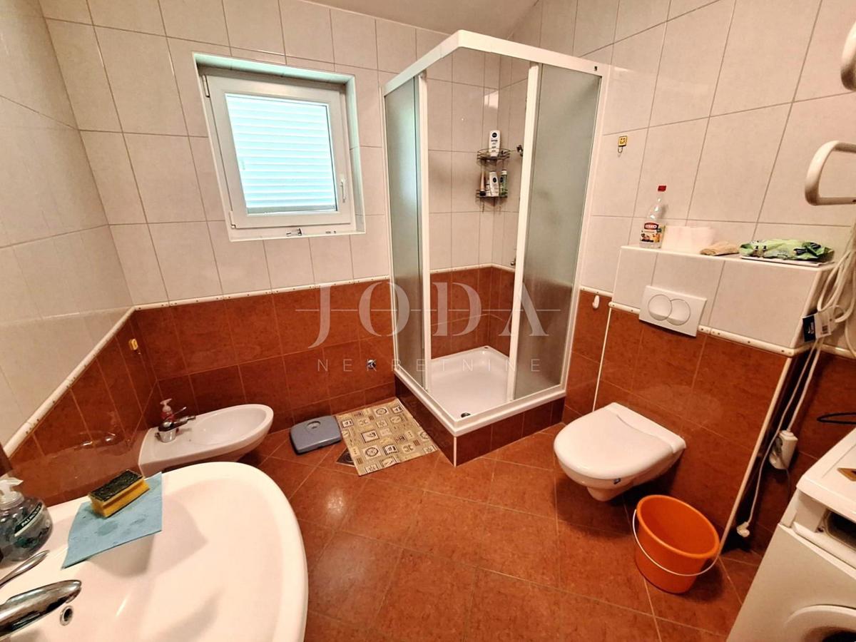 Klimno - spazioso appartamento con vista mare