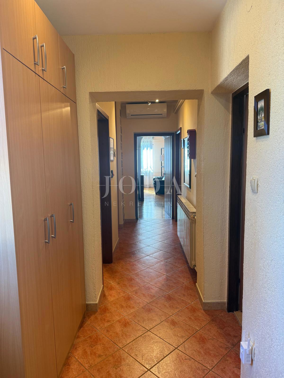Allogio Opatija - Centar, Opatija, 110m2