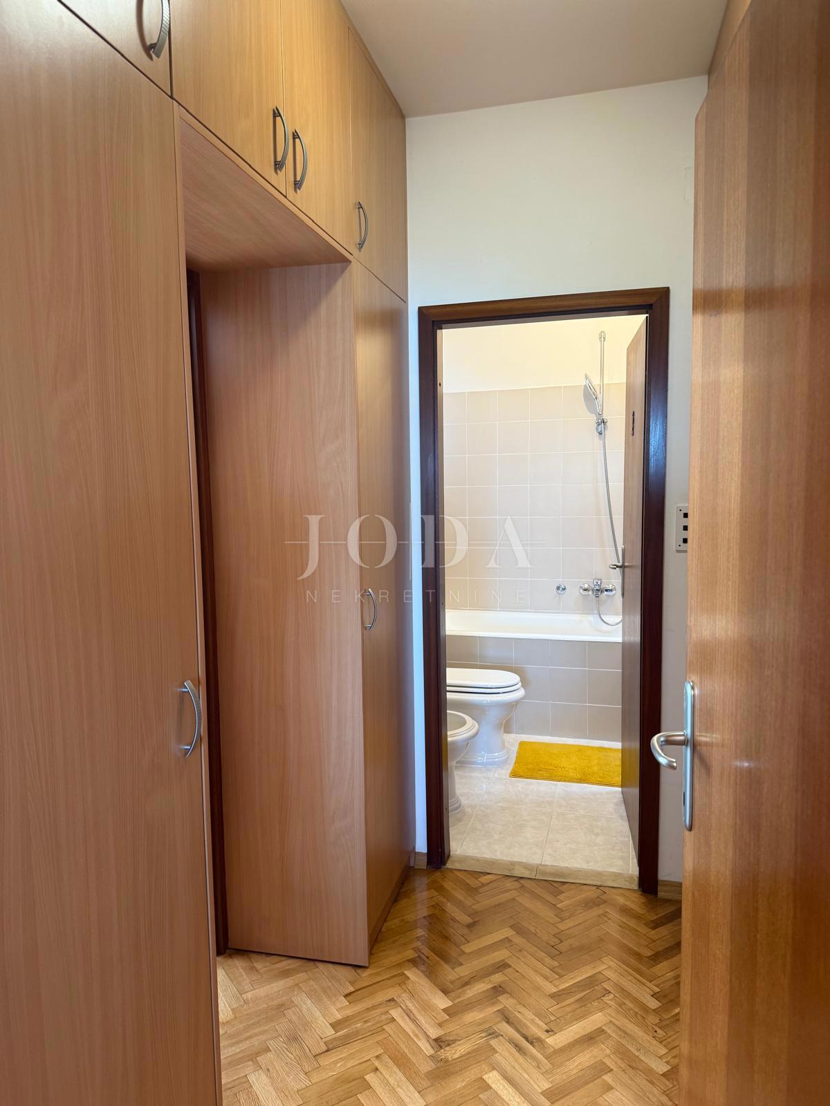 Allogio Opatija - Centar, Opatija, 110m2