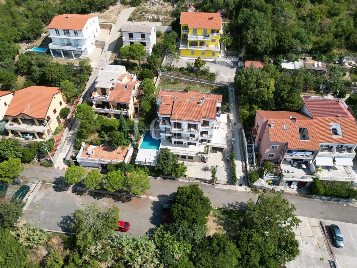 Casa di Dramalj con diverse unità abitative