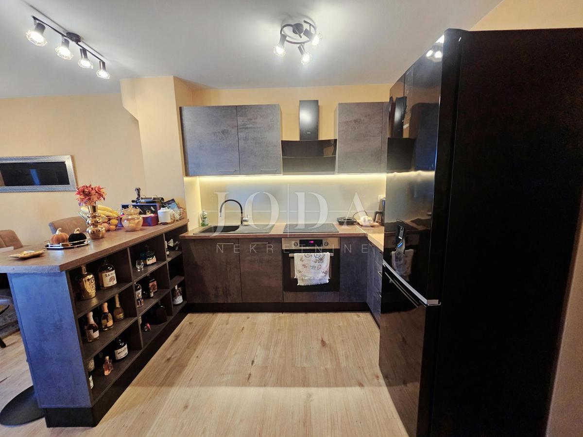 Malinska, Appartamento moderno con vista mare