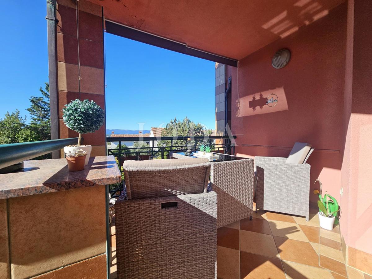 Malinska, Appartamento moderno con vista mare