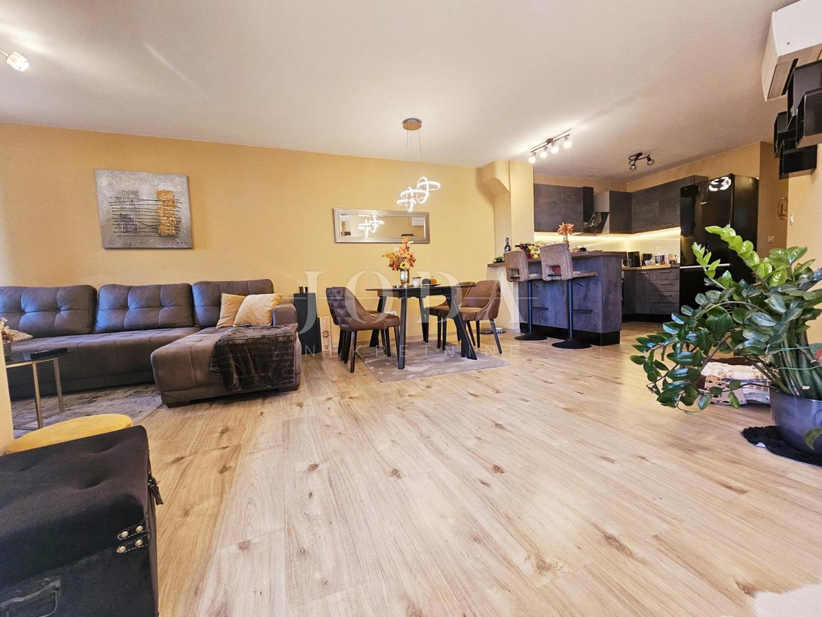 Malinska, Appartamento moderno con vista mare