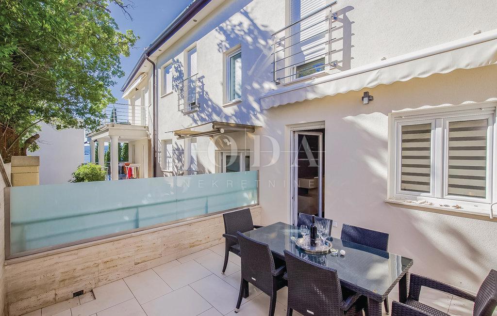 Allogio Crikvenica, 85m2