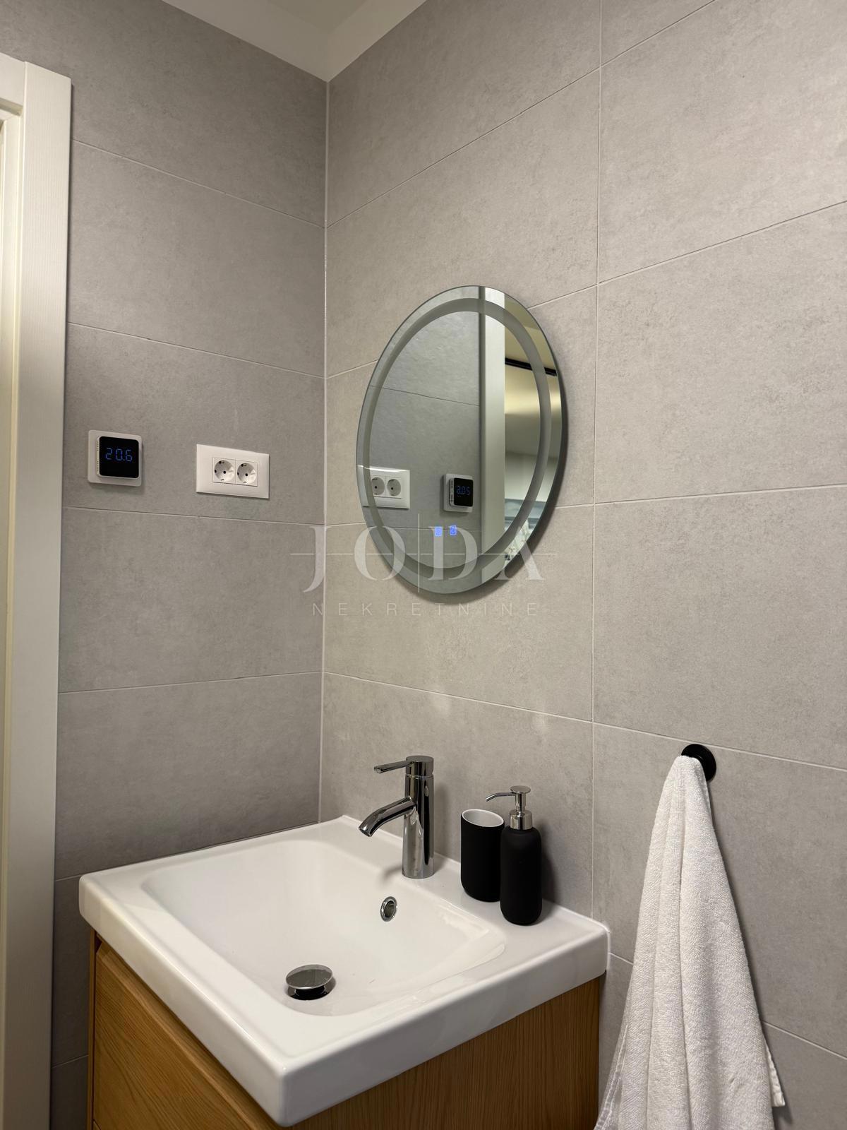 Allogio Centar, Rijeka, 93,67m2