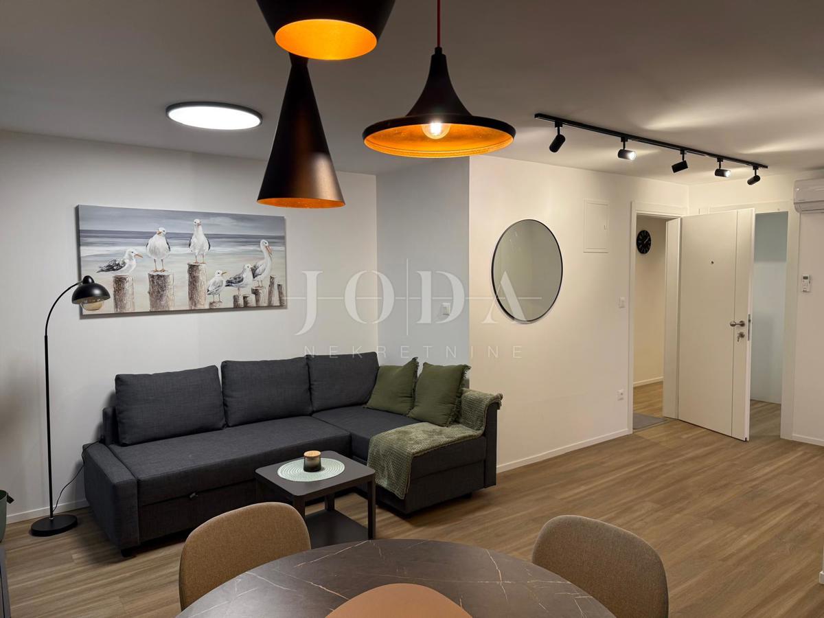 Allogio Centar, Rijeka, 93,67m2