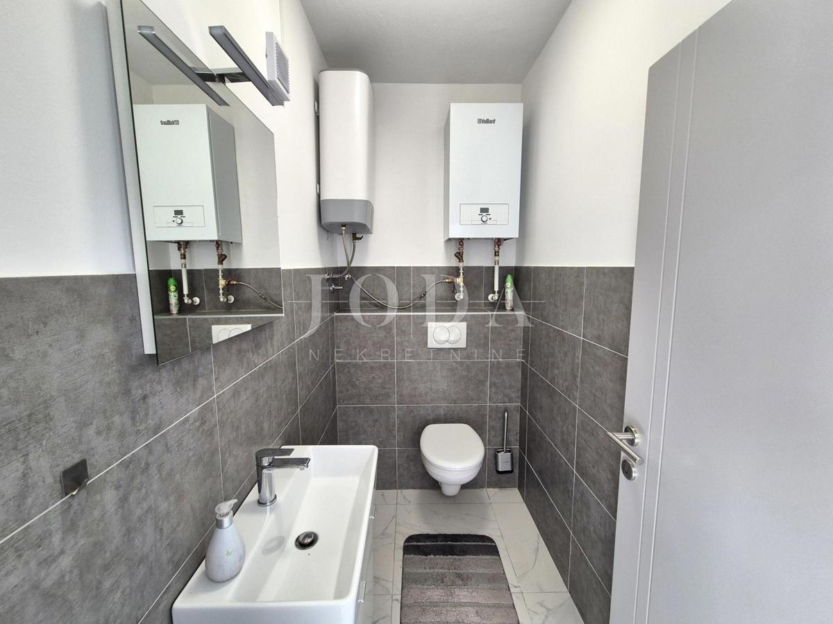 Nuovo edificio con vista mare