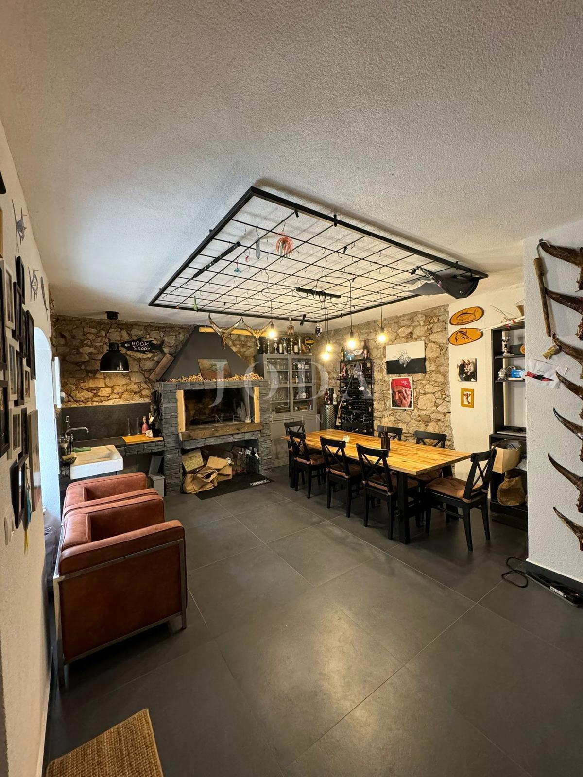 Casa Kostrena, 302m2