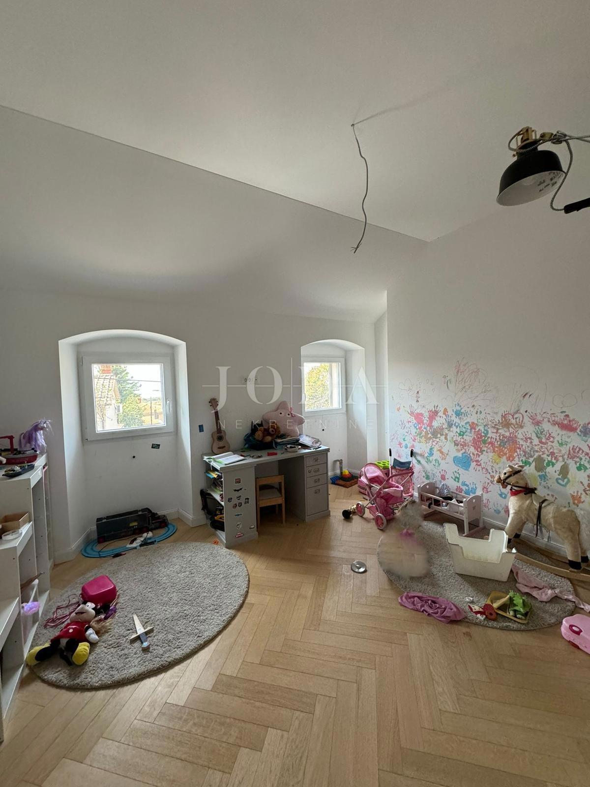 Casa Kostrena, 302m2