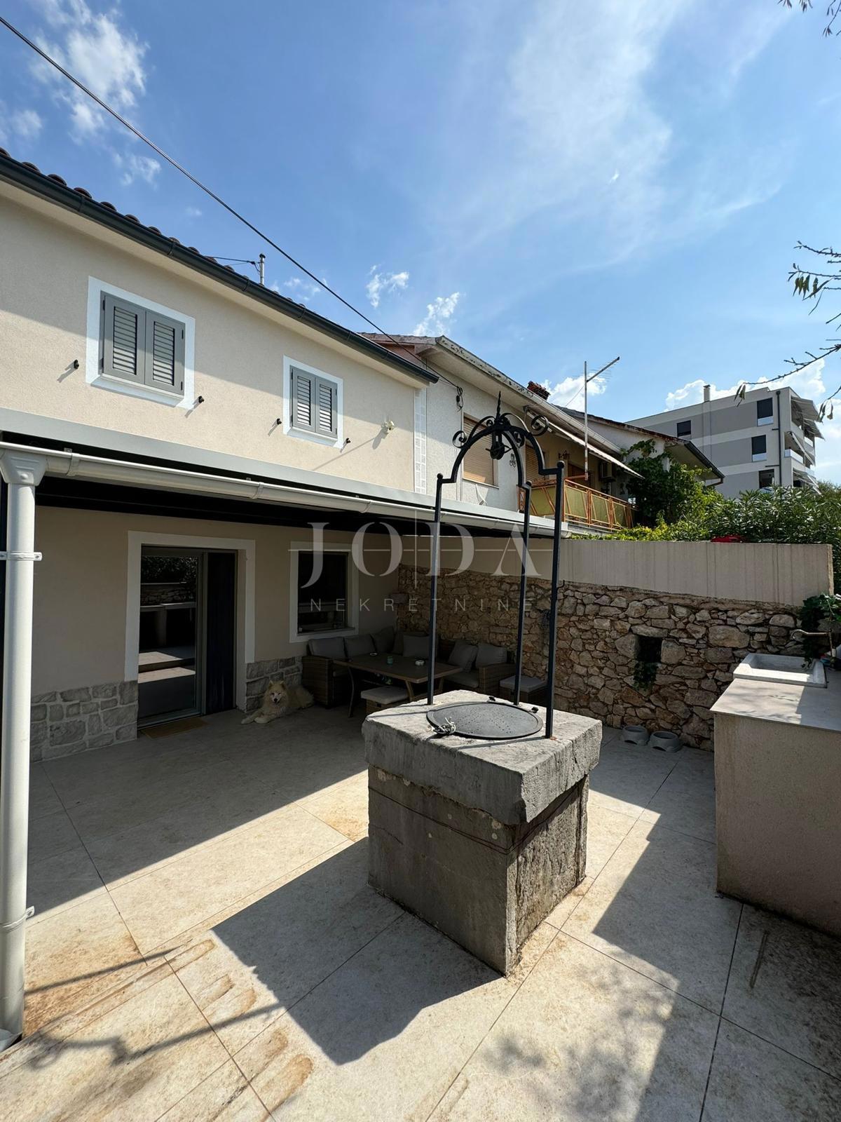 Casa Kostrena, 302m2