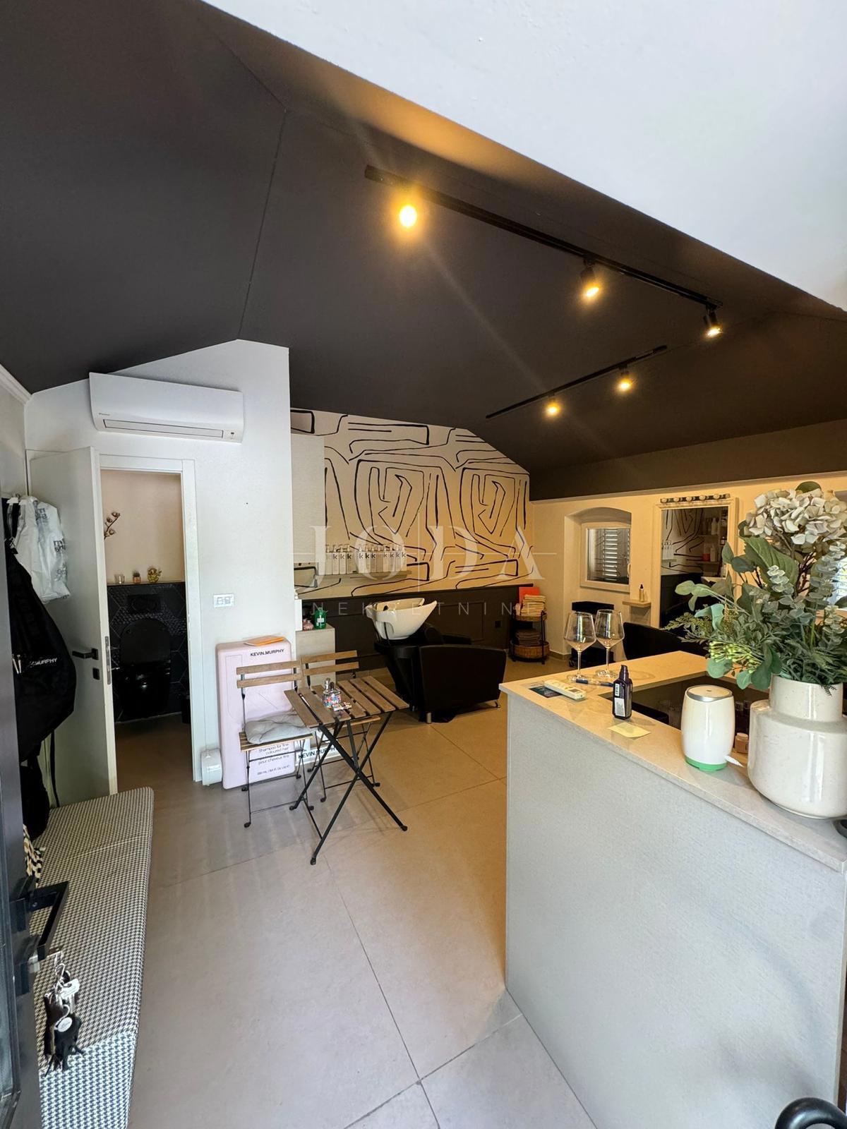 Casa Kostrena, 302m2