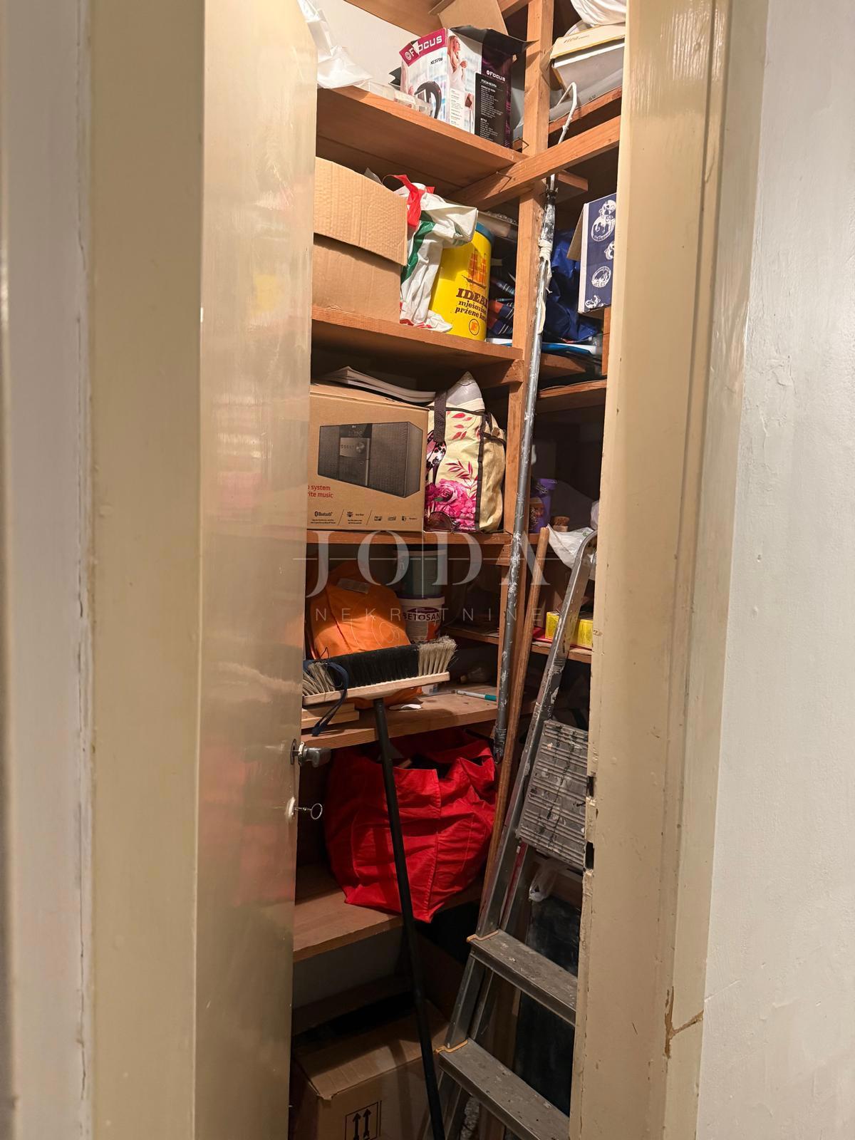 Allogio Stari Grad, Rijeka, 62m2