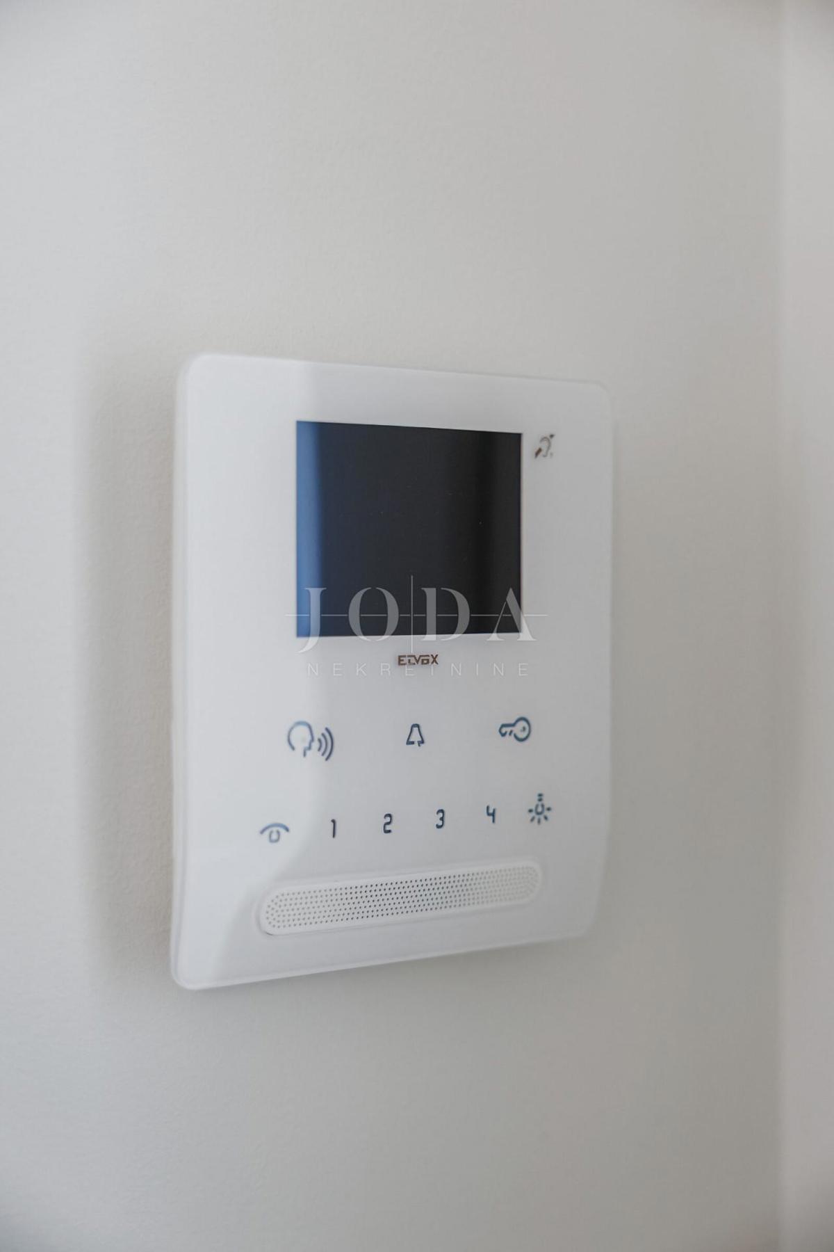 Casa di lusso in prima fila sul mare