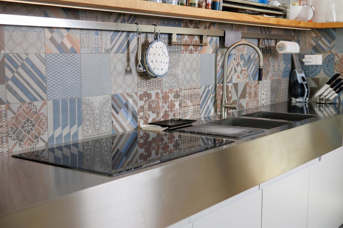 Casa di lusso in prima fila sul mare