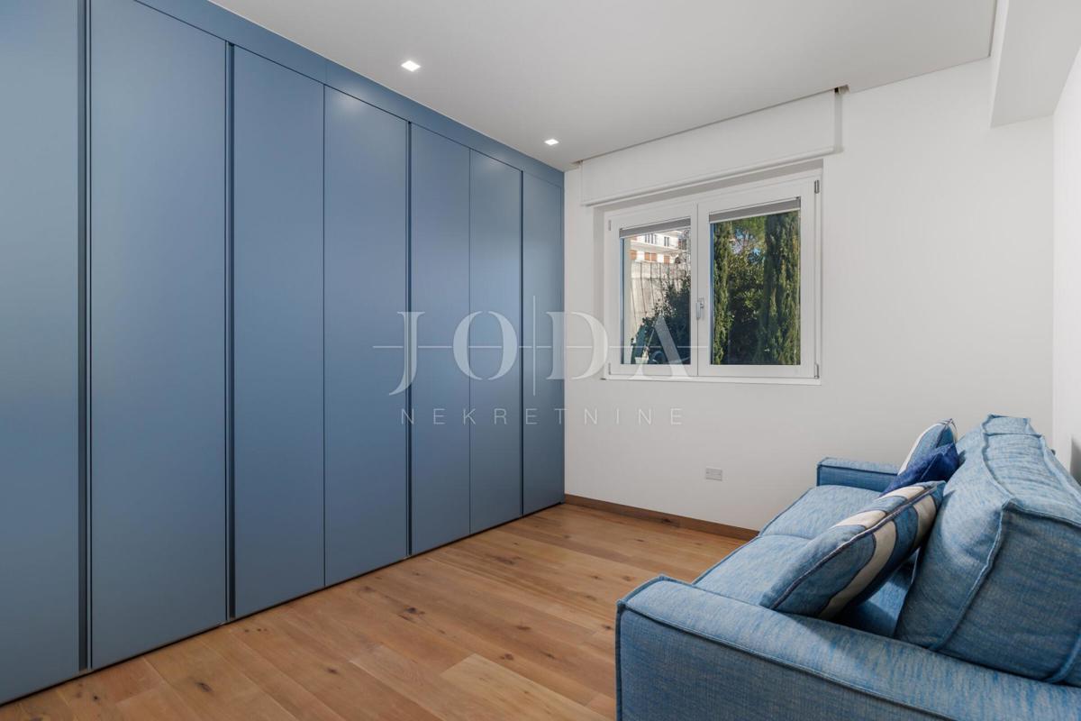 Casa di lusso in prima fila sul mare