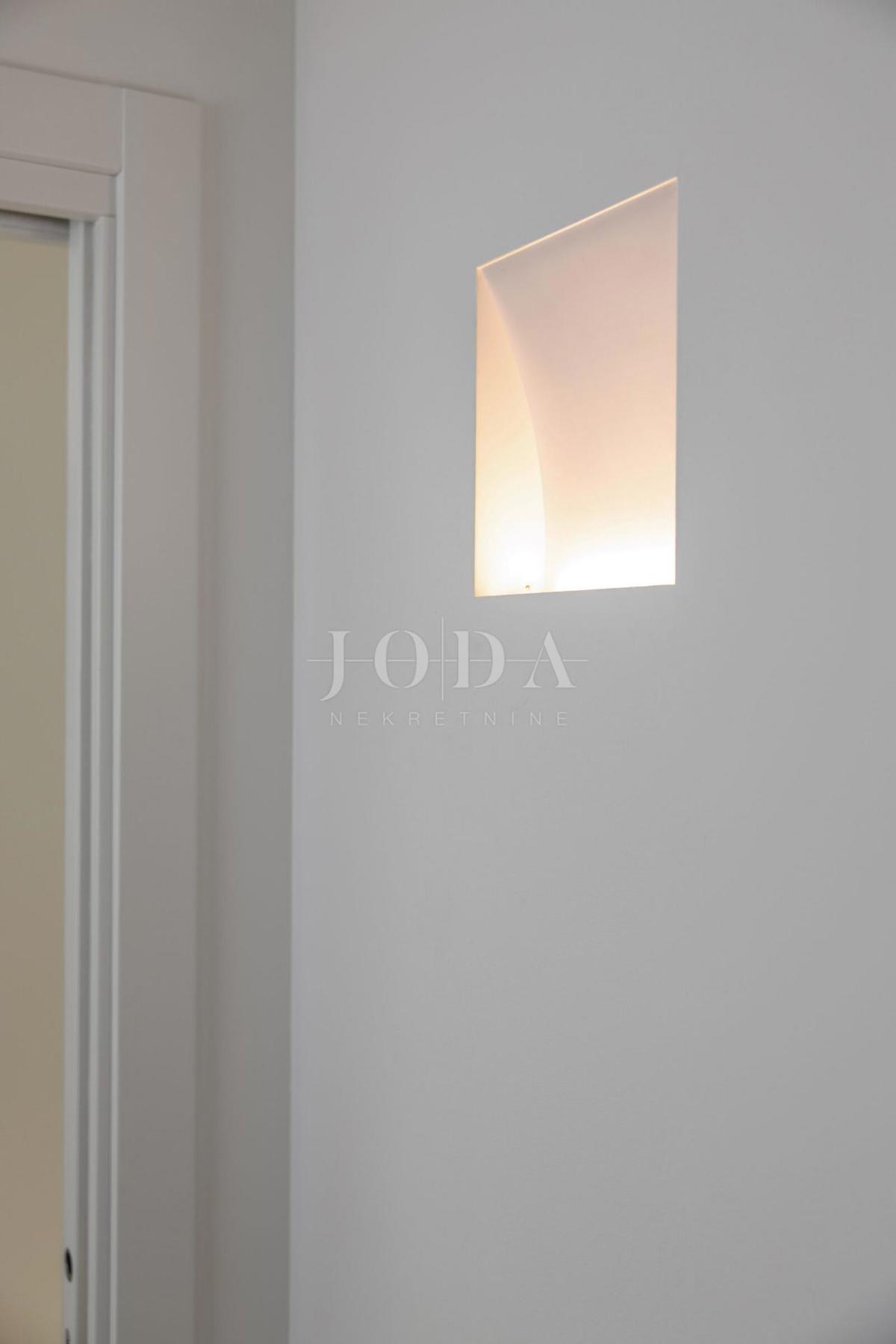 Casa di lusso in prima fila sul mare