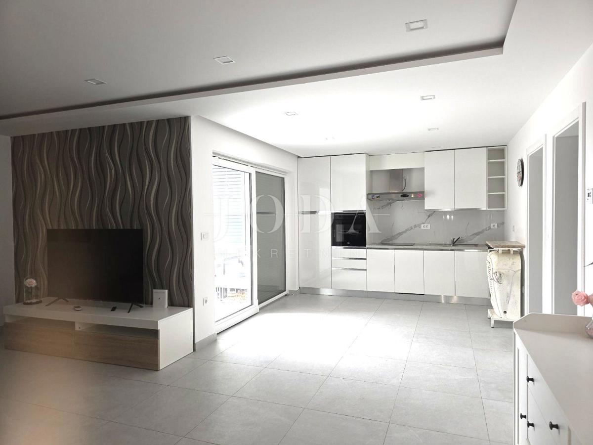 Allogio Crikvenica, 70,06m2