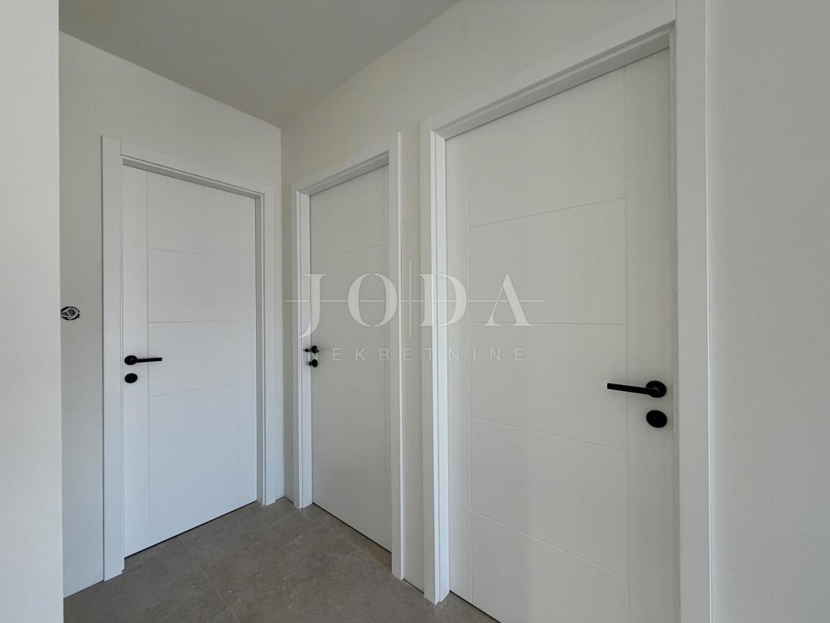 Allogio Novi Vinodolski, 69,87m2