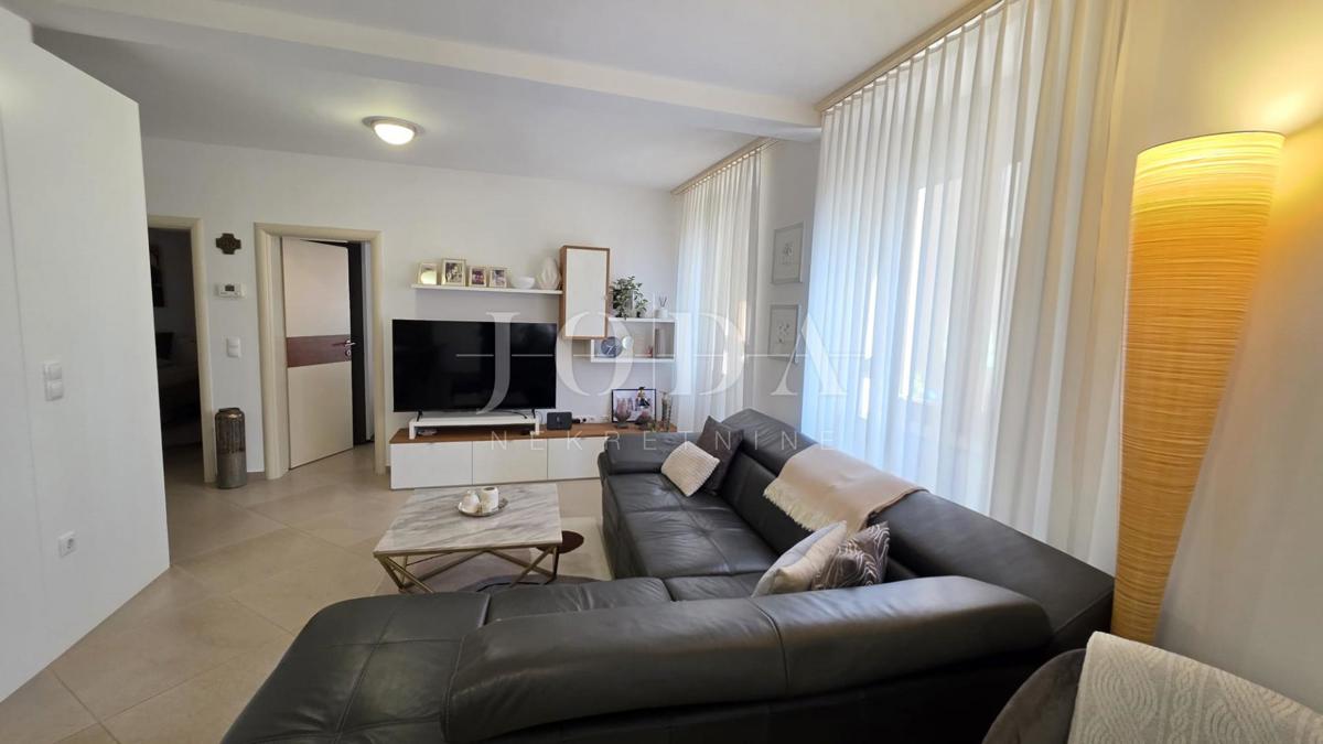 Allogio Crikvenica, 97m2