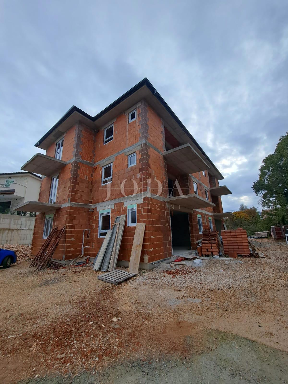 Apartment with two bedrooms in a new building 