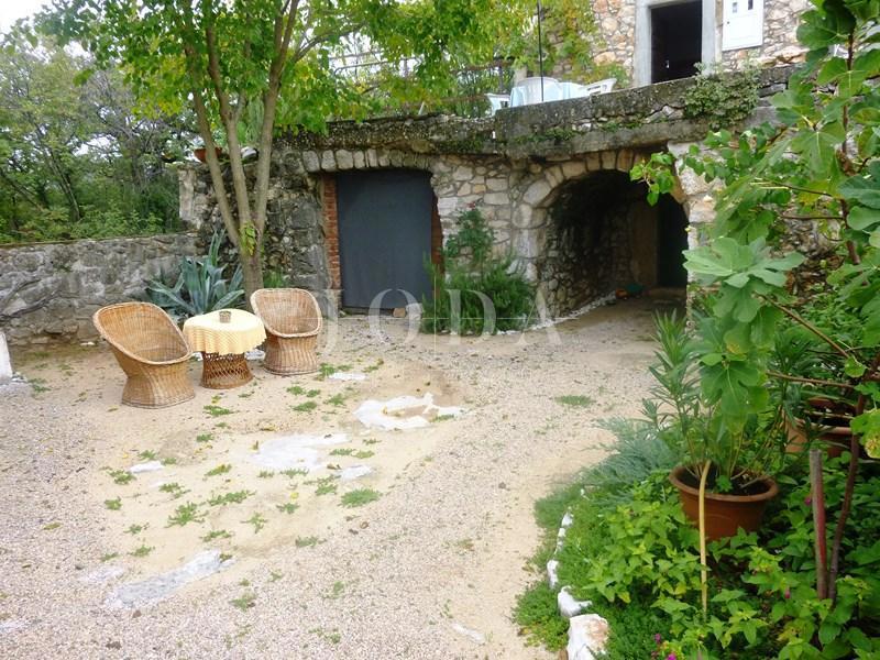 Semi-detached stone house, partially renovated