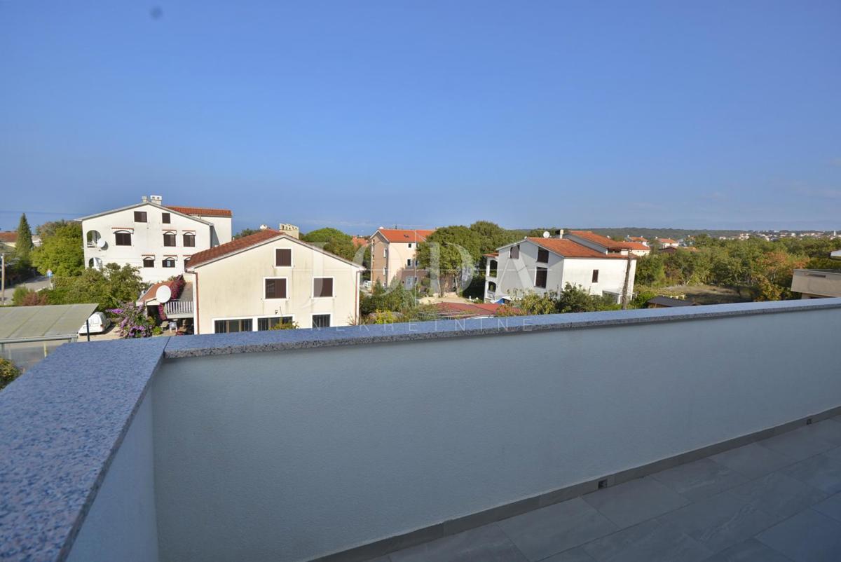 Indipendente casa con piscina in funzione di affitto turistico