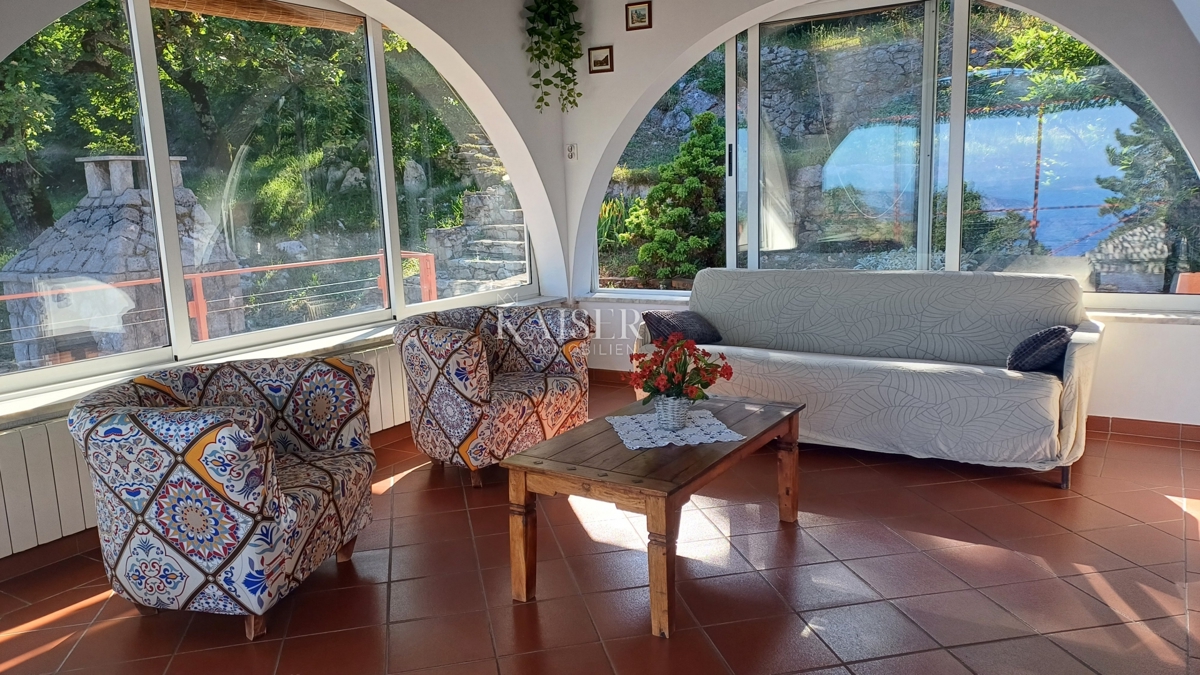 Mošćenička Draga, casa bifamiliare con vista sul mare