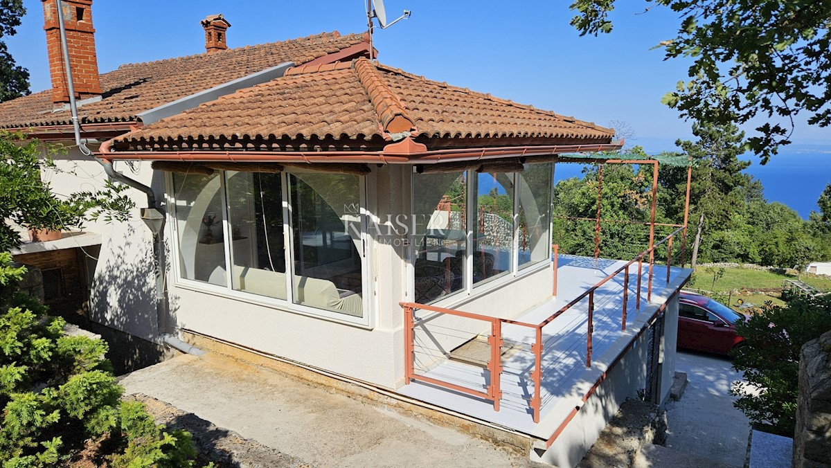 Mošćenička Draga, casa bifamiliare con vista sul mare