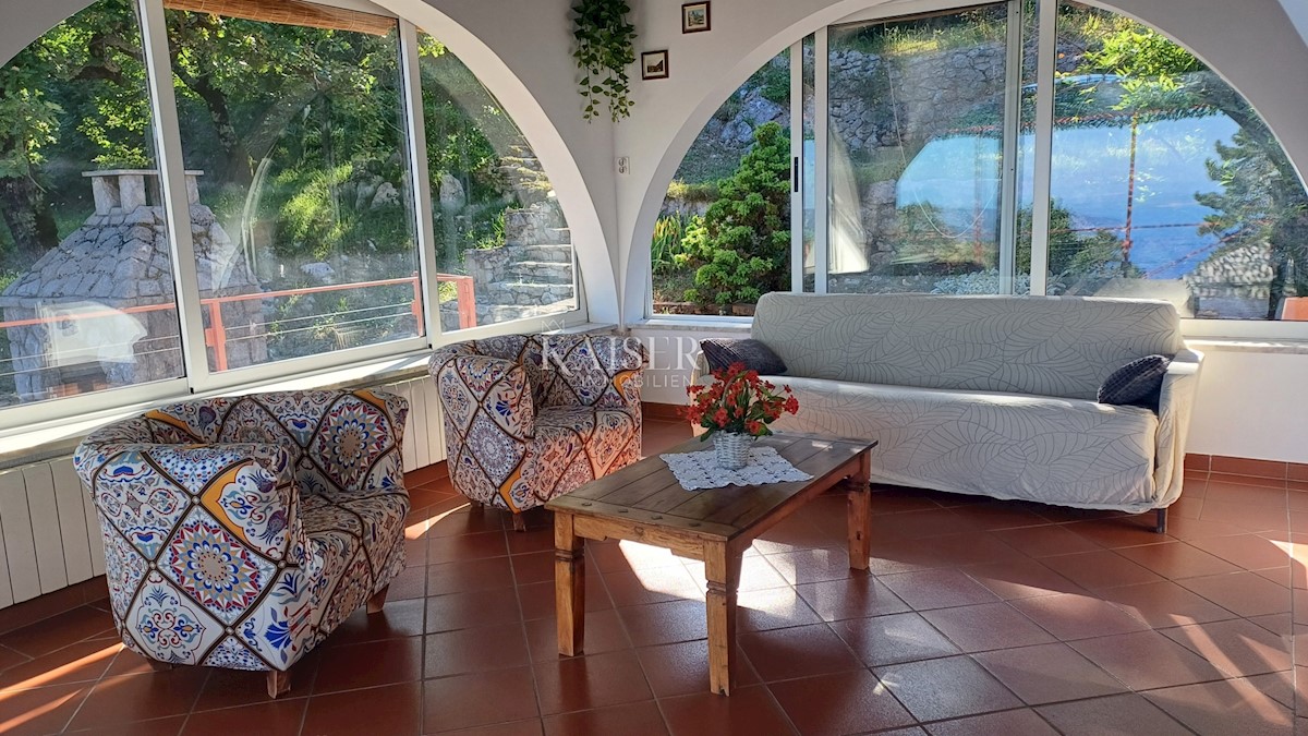 Mošćenička Draga, casa bifamiliare con vista sul mare