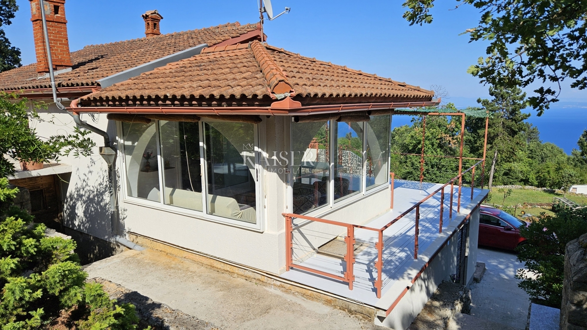 Mošćenička Draga, casa bifamiliare con vista sul mare