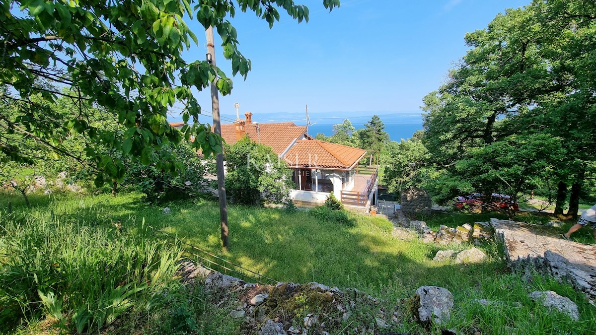 Mošćenička Draga, casa bifamiliare con vista sul mare