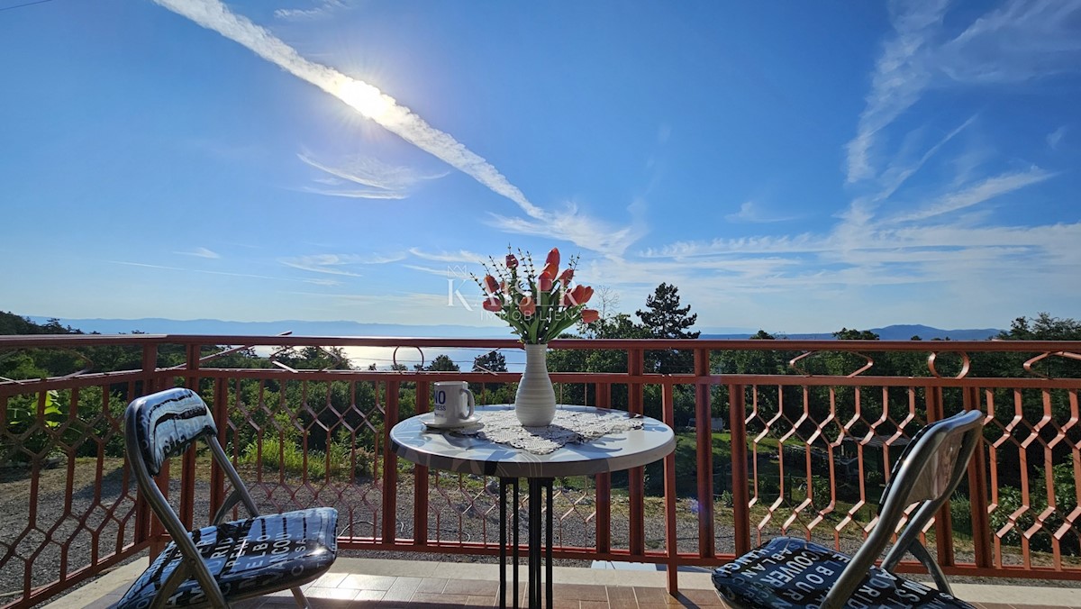 Mošćenička Draga, casa bifamiliare con vista sul mare