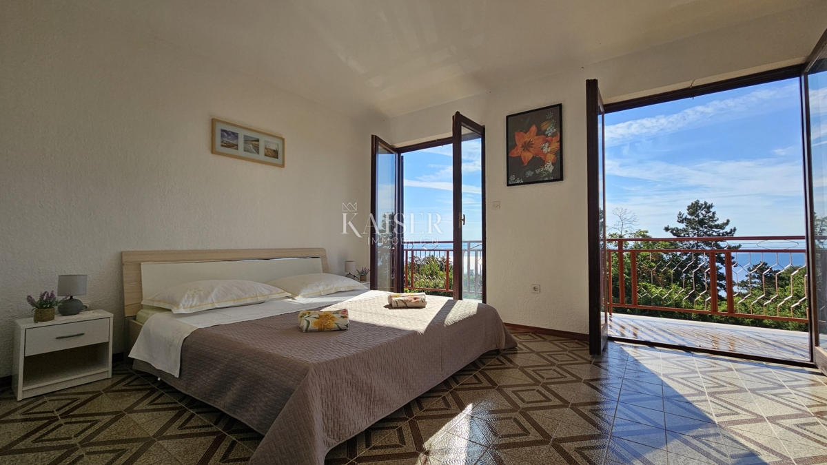 Mošćenička Draga, casa bifamiliare con vista sul mare