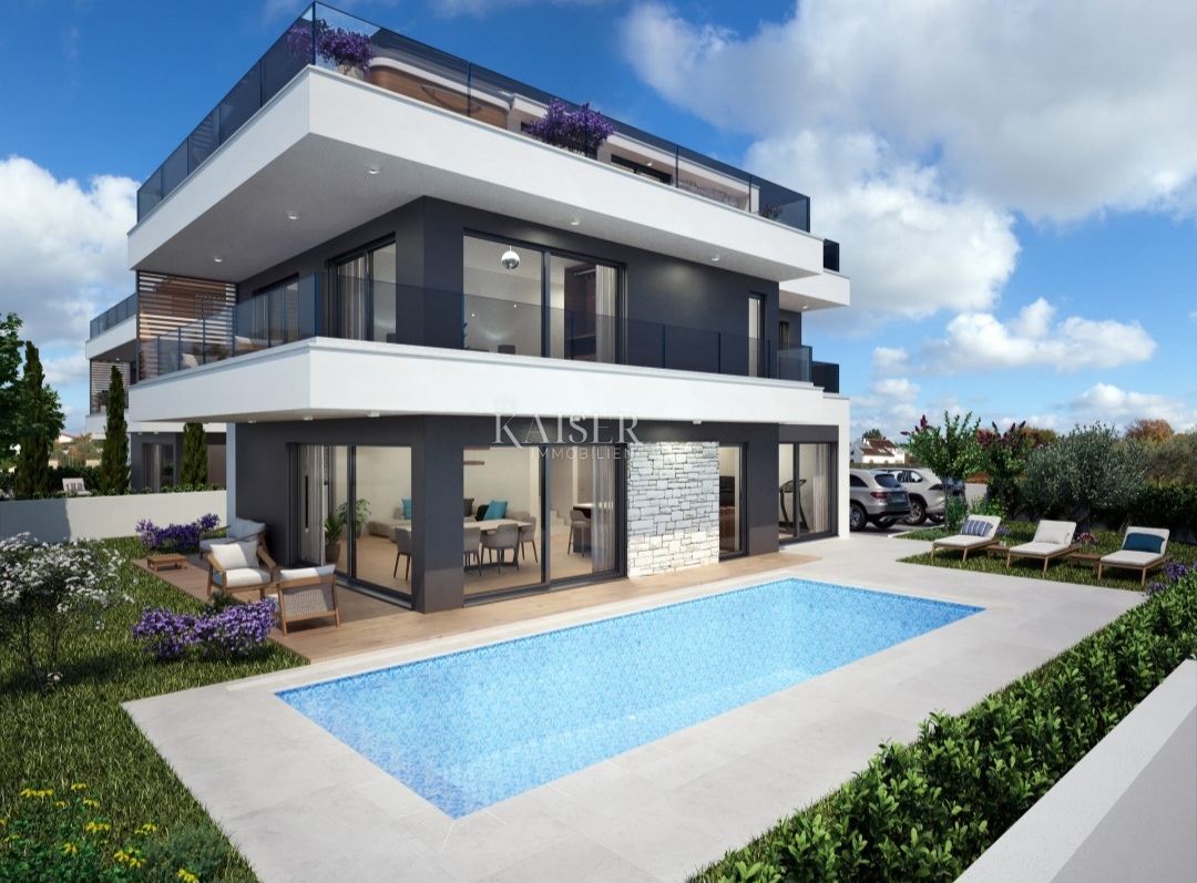 Istria, Parenzo - 4 km, villa con terrazza sul tetto e piscina