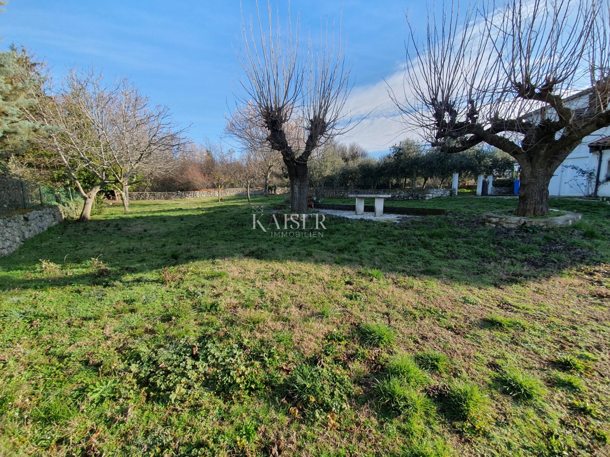 Istria - Parenzo, casa in pietra con esclusiva vista mare