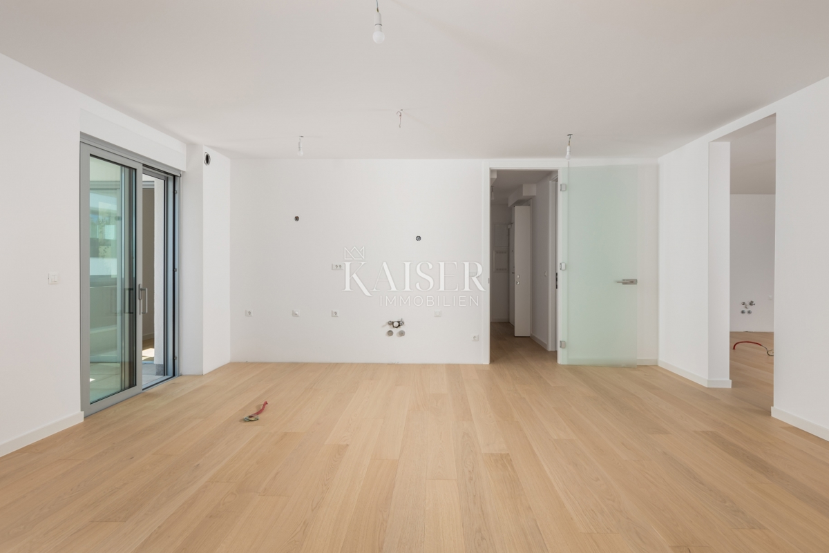 Abbazia, lussuoso appartamento al secondo piano di un nuovo edificio