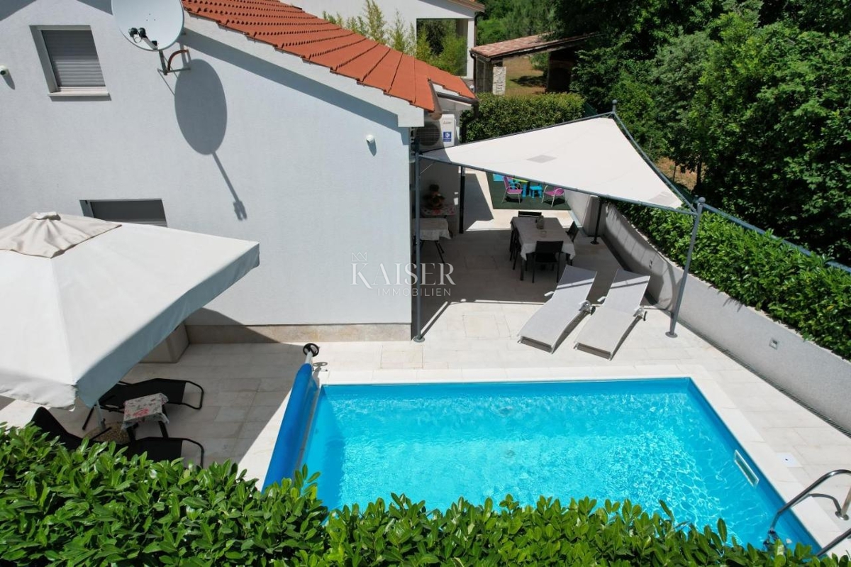 Istria, Krnica - casa con piscina, 72 m2