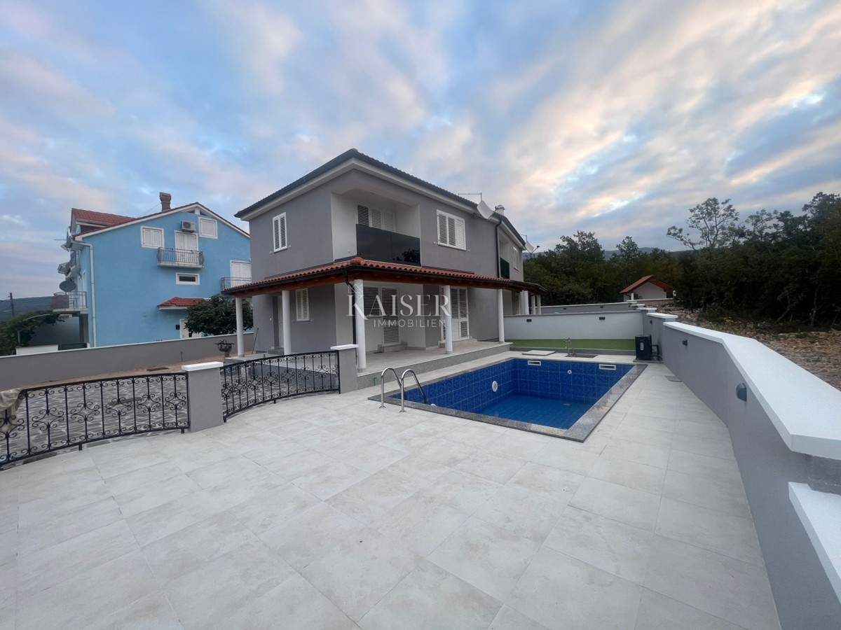 Crikvenica, Jadranovo - casa con piscina