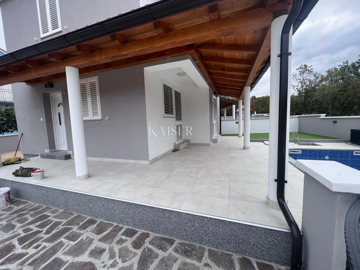 Crikvenica, Jadranovo - casa con piscina