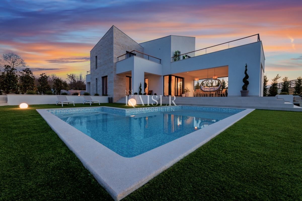 Villa Malinska, Malinska-Dubašnica, 390m2