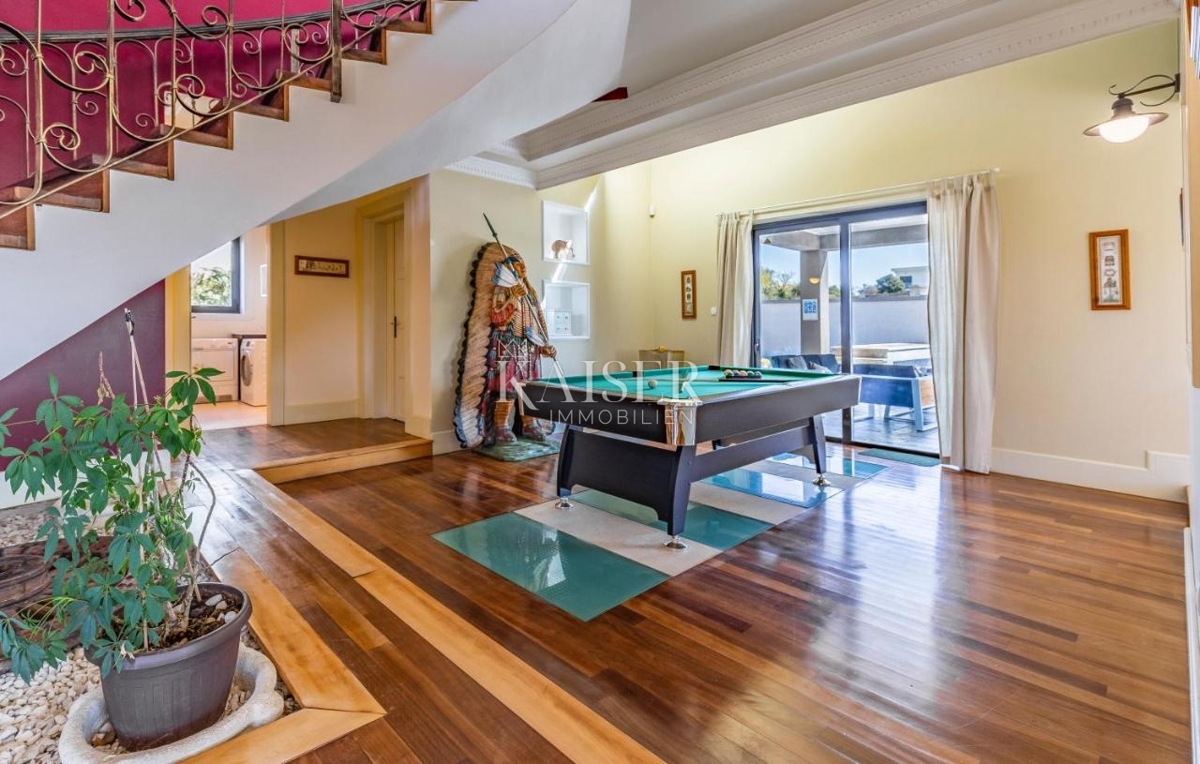 Istria, Medolino - villa esclusiva a 300 m dal mare, 500 m2