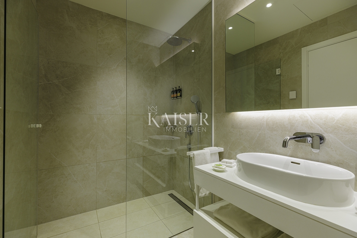 Istria, Umago, Salvore - appartamento 61m2, in un resort di lusso, adattato per disabili