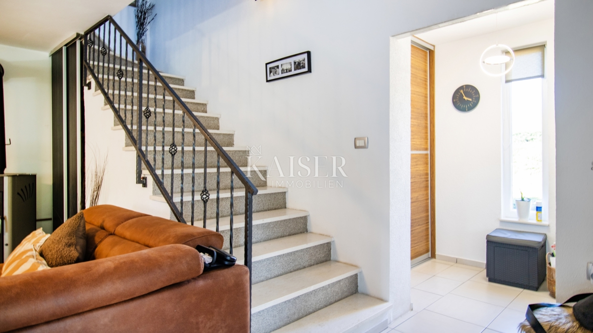 Rijeka, Sveti Kuzam, moderna casa familiare
